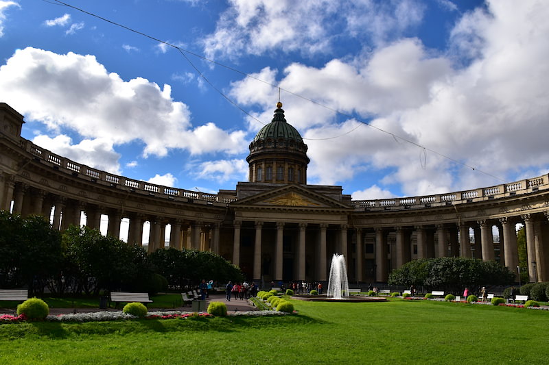 俄羅斯 | 聖彼得堡：與歐洲風情濃郁的運河城市相遇