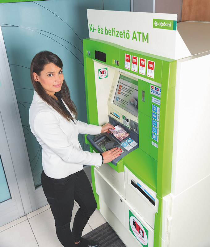 匈牙利 | 如何在布達佩斯ATM提領匈牙利福林現金攻略