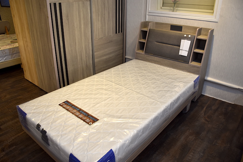 億家俱 | 宜蘭店：可客製化沙發寢具的實體家具店